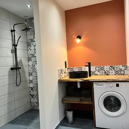 Maison Avec Terrasse En Hauteur Holiday home *